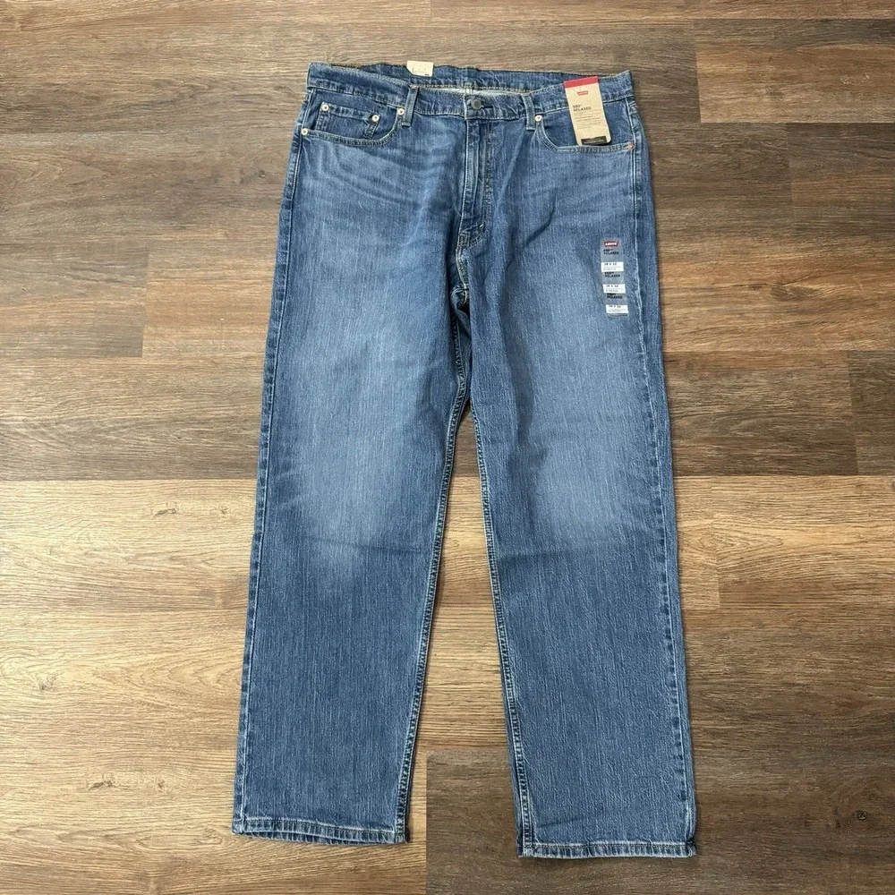 NWT Levi's 550 Relaxed Fit Blue Denim Jeans Stretch Men's‎ Sz 38x32 Casual